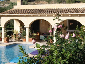 Lovely Holiday Home in Finestrat with Swimming Pool, Finestrat